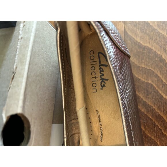 Clarks Women's Neiley Pearl Pewter Metallic Heels Leather NEW 5.5 M - Picture 4 of 9